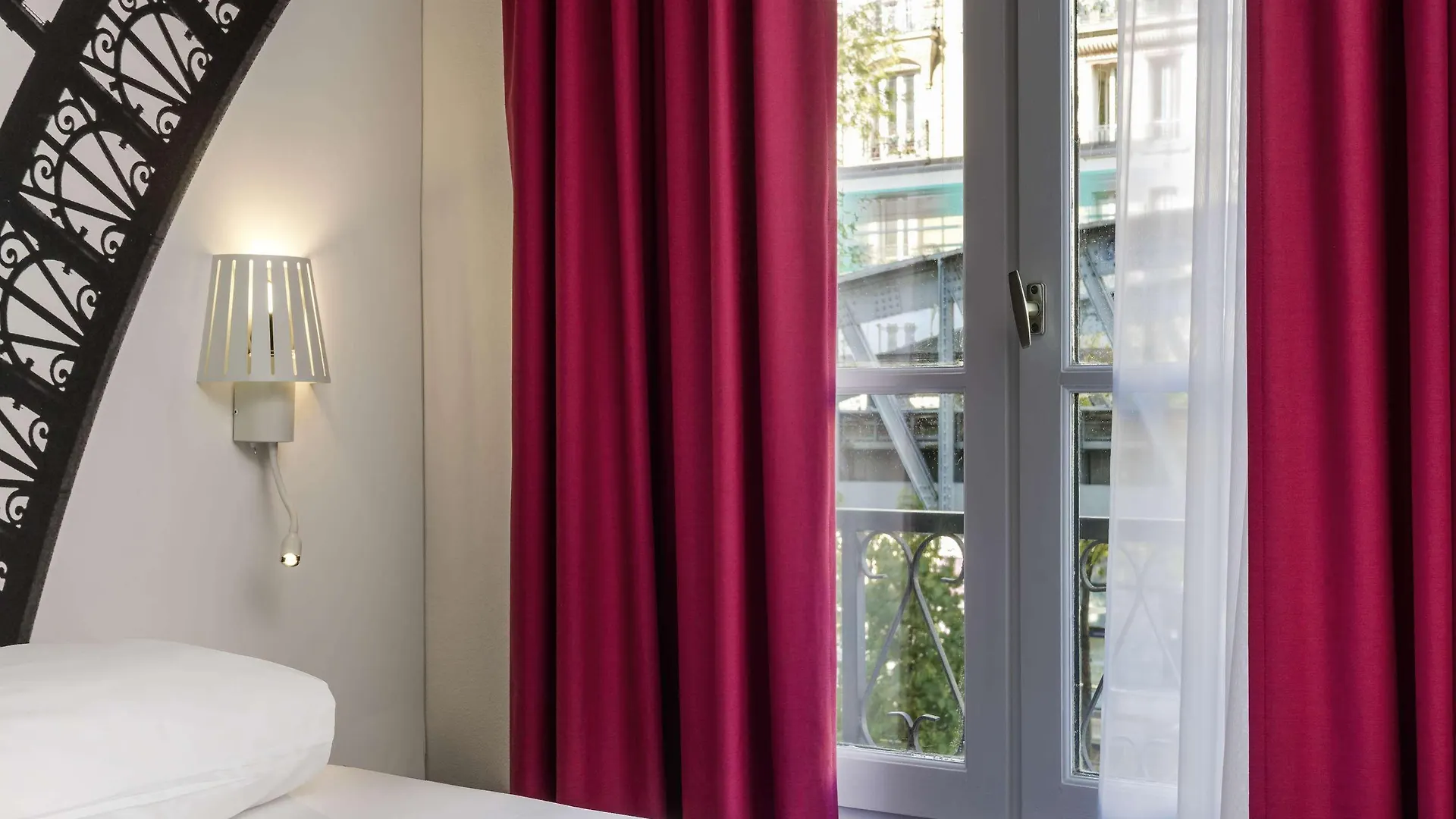 Ibis Styles Eiffel Cambronne 3*