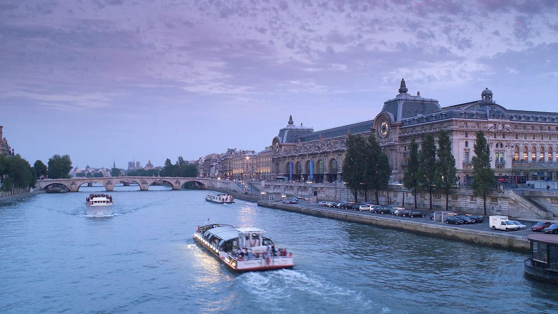 Ibis Styles Eiffel Cambronne Hotel