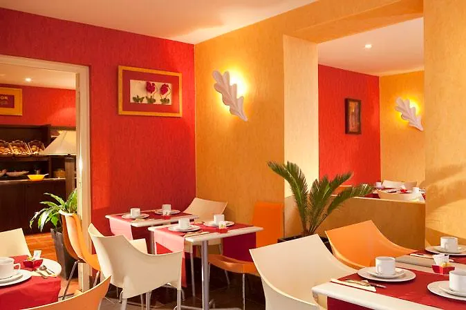 Hotel Ibis Styles Eiffel Cambronne 3*