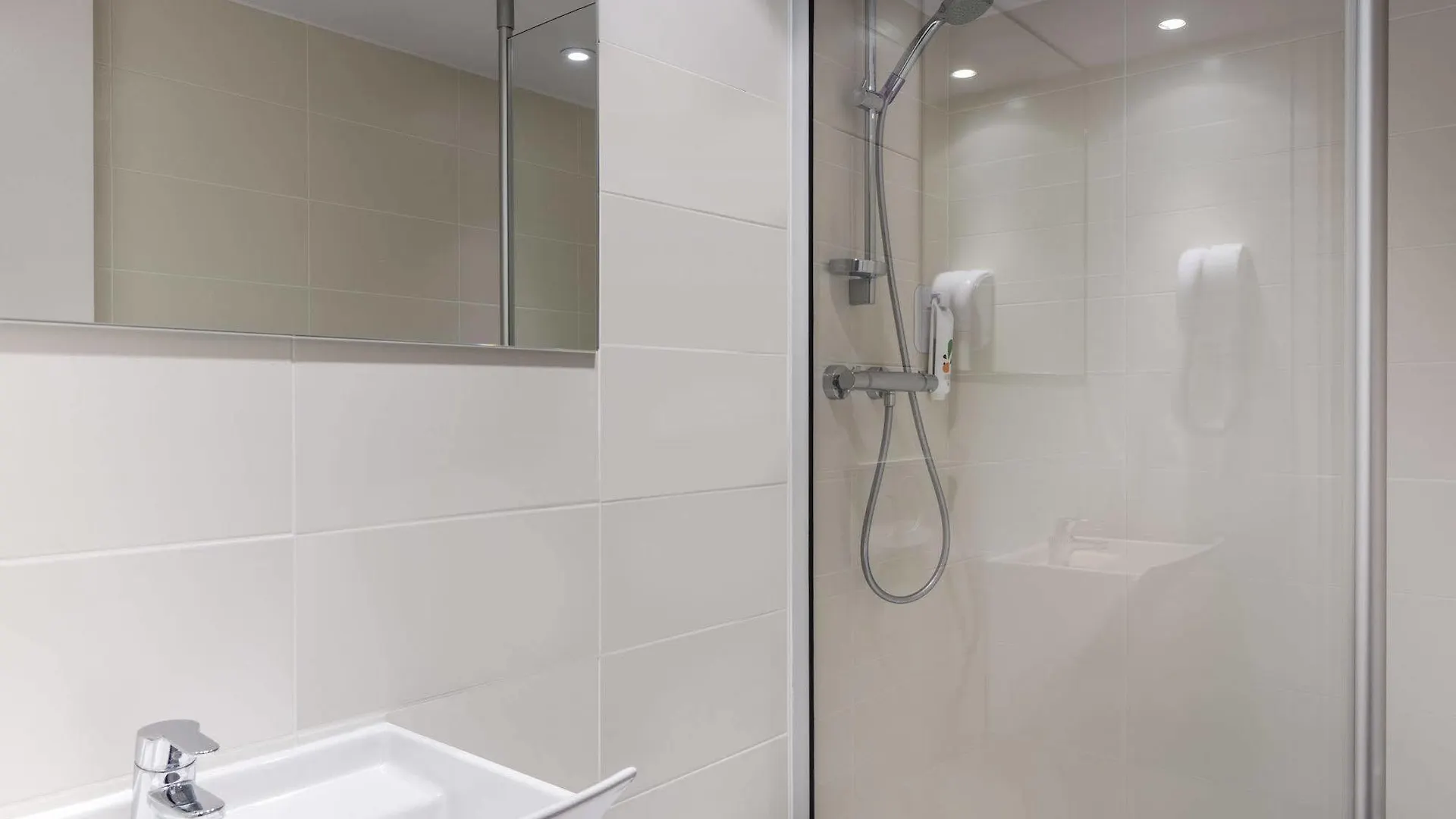 Ibis Styles Eiffel Cambronne Hotel Parigi